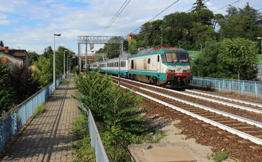 845938 (a): :2048x1266